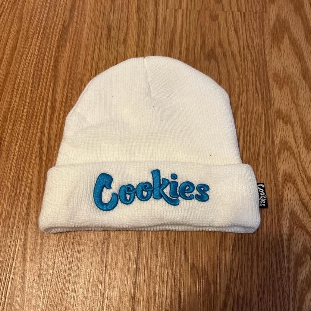 White and blue Cookies Beenie